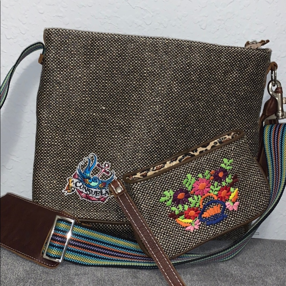 Consuela Crossbody and Matching Wristlet